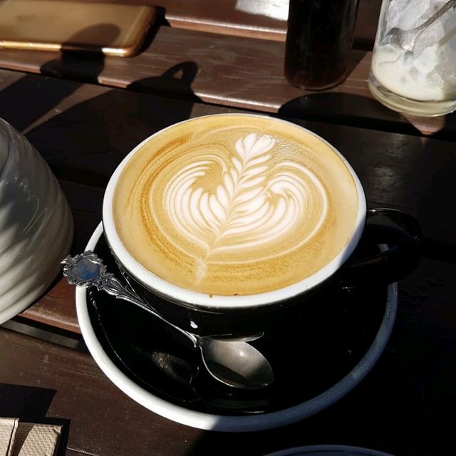 Nice brekkie and coffee options