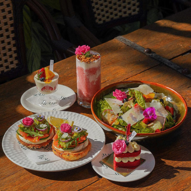 Fleur Cafe & Eatery • Mae Rim, Chiang Mai