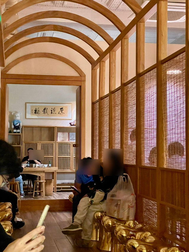 🦀 상하이에서 털게 요리 먹고 싶다면? 해가대원으로!