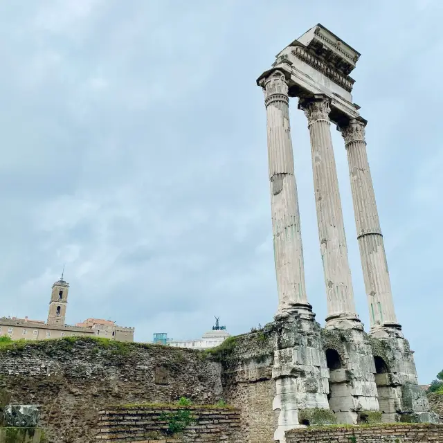 Palatine Hill: Where Rome Was Born 🇮🇹