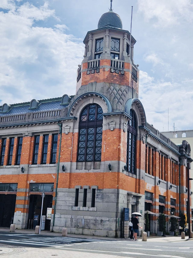 日本| 福岡門司港必  漫步復古街景、搭乘關門海峽渡輪、漫遊 打卡人氣美景