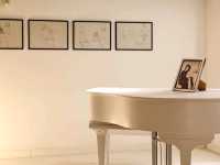 Step Into Music History: The Beatles Story