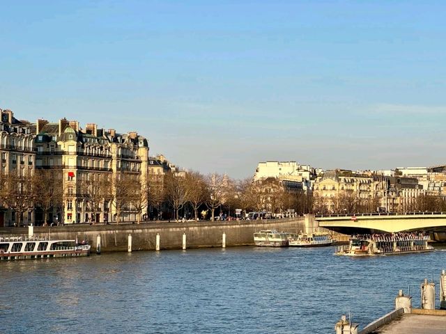 Cooling Off by the Seine: A Post-Eiffel Escape