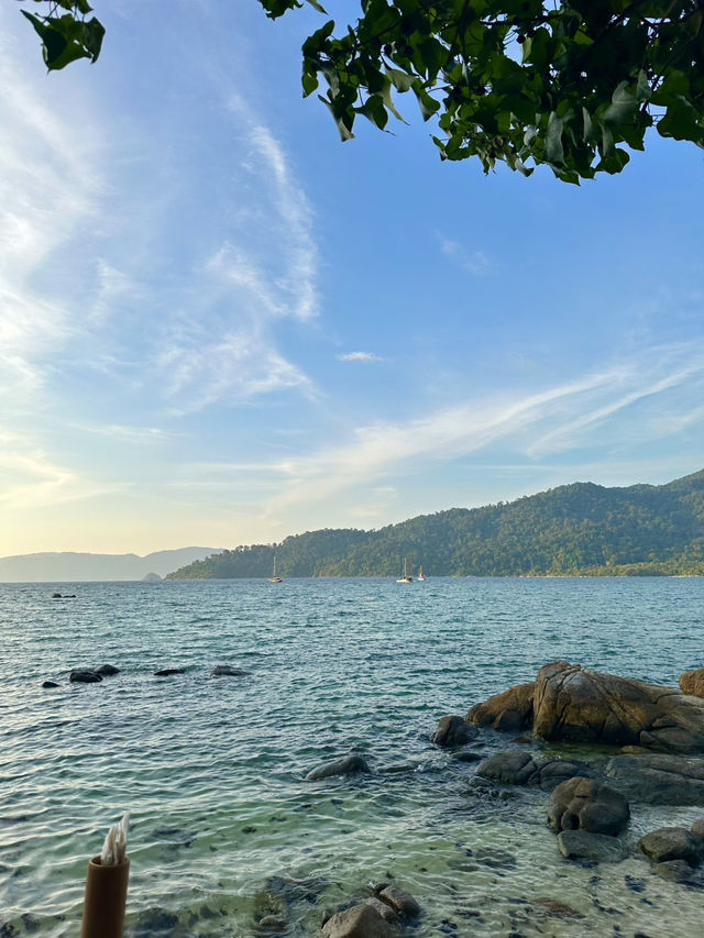 คาเฟ่ หลีเป๊ะ สำหรับสายพระอาทิตย์ตก ✨🏖️