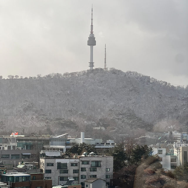 서울 앰배서더 풀만