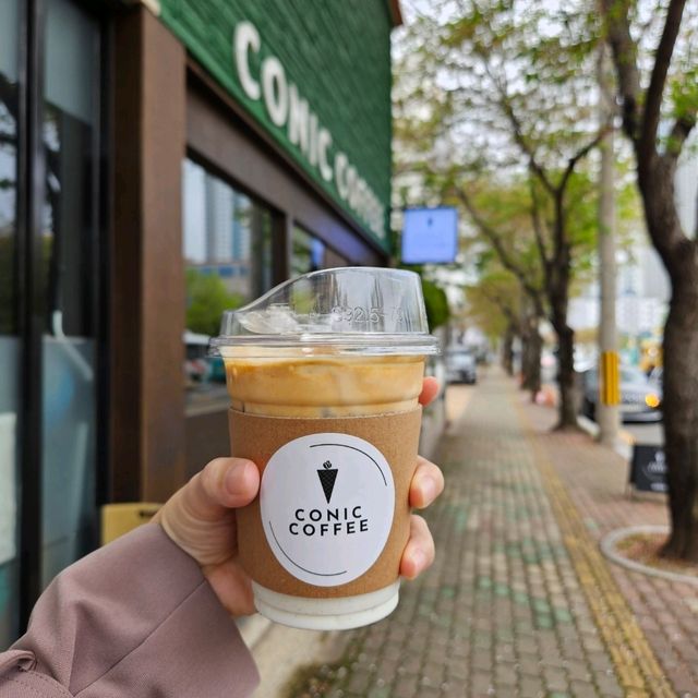 통영 코닉 카페