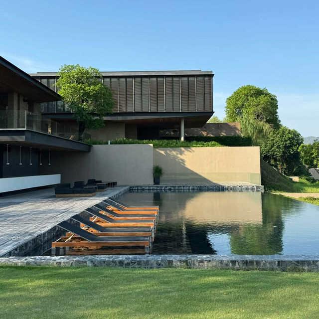 TARA VILLA RIVERKWAI RESORT กาญจนบุรี
