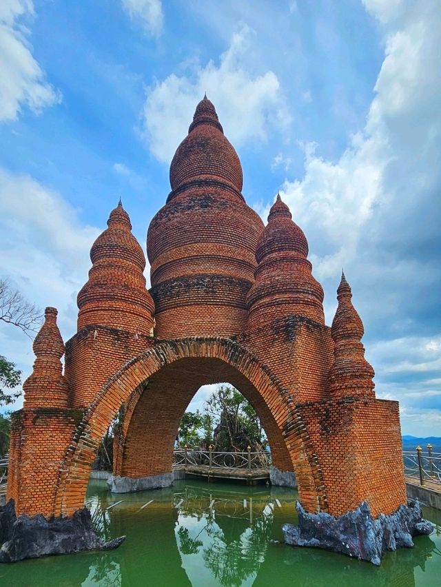 อุทยานธรรมเขานาในหลวง