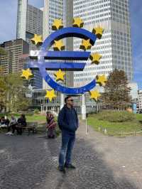 Frankfurt: Where Modern Skyscrapers Meet Timeless Heritage