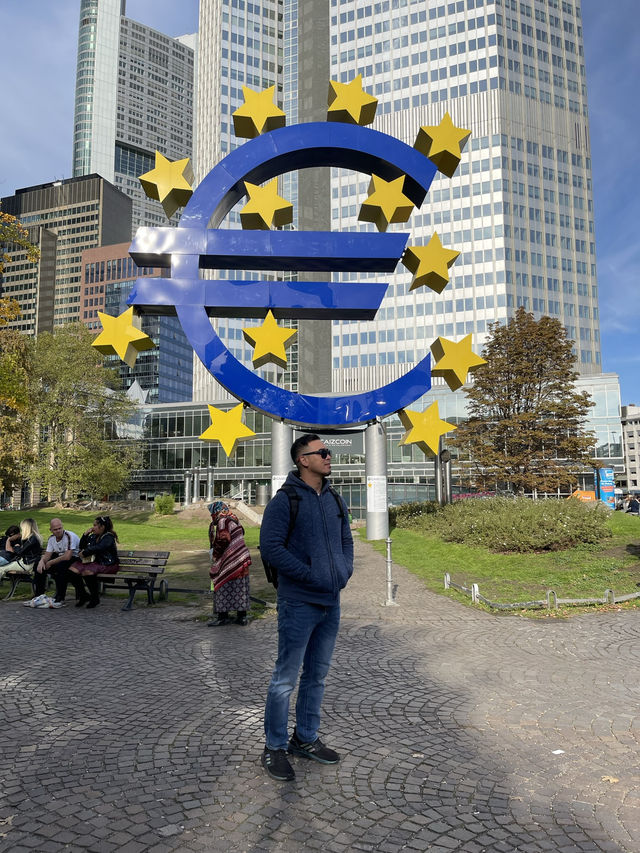 Frankfurt: Where Modern Skyscrapers Meet Timeless Heritage