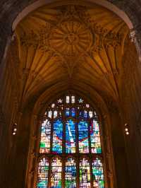 Manchester’s Cathedral Glow: Light, Arches & Peace Inside