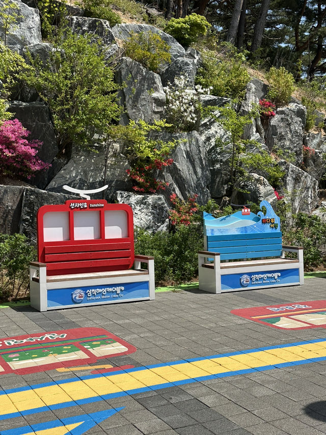 🚡삼척의 아름다운 항구 바다 장호항의 전경을 볼 수 있는 🏝️ 삼척 어트랙션 여행코스