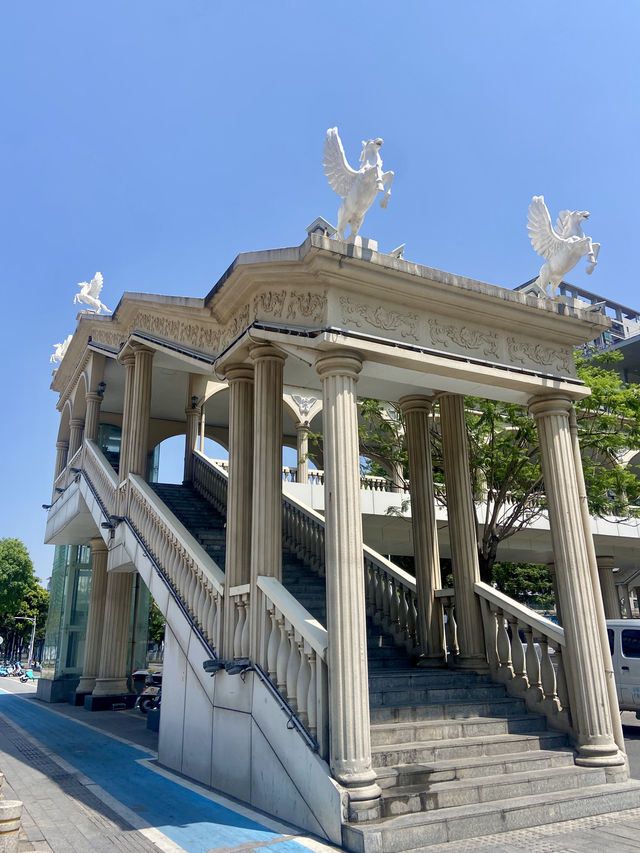 新橋市民廣場✨🏛️ 欣賞建築美學和享受自然風光🏺🌴