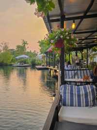 คาเฟ่สวนดอกไม้ฉะเชิงเทรา
