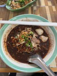 📍ก๋วยเตี๋ยวหมูต้มยำภูเขาไฟ เชียงใหม่!!