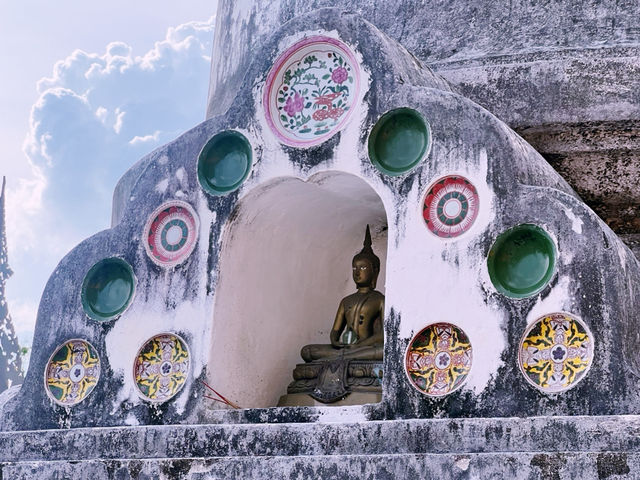 เจดีย์ยอดทองคำ วัดพระมหาธาตุวรมหาวิหาร