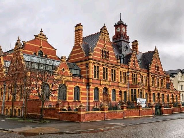 Stunning historic building inside and out with incredible Edwardian Art Nouveau features