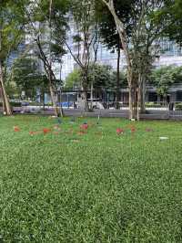 Tranquil Escape: Marina Bay Park at One Marina Boulevard 