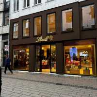 Strøget: Copenhagen’s Stylish Shopping Mile