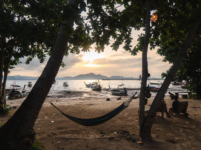 The Tropical Koh Mook 🌊🏝️