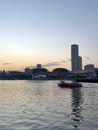 Marina Bay at Dusk: A Peaceful Evening Path with City Views