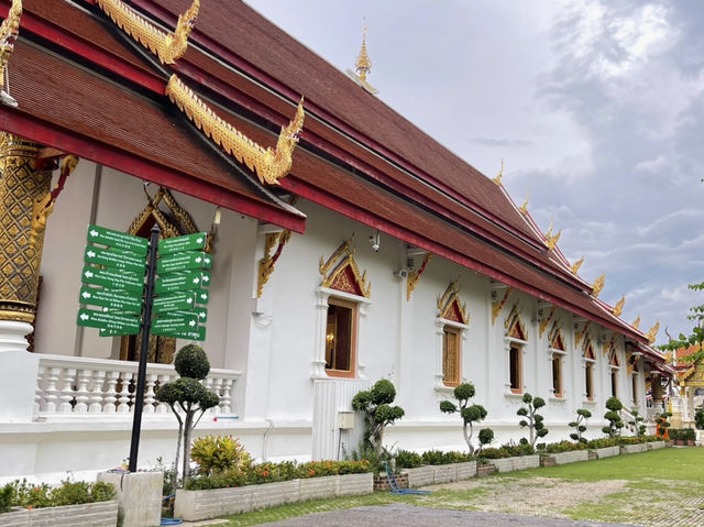 วัดพระสิงห์วรมหาวิหาร วัดคู่บ้านคู่เมืองเชียงใหม่