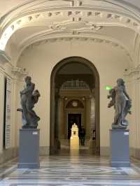 Impressive sculpture museum in Berlin