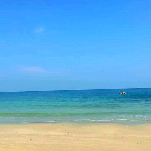Simple & Affordable Beachfront Stay!- Samed Tubtim Resort🌅