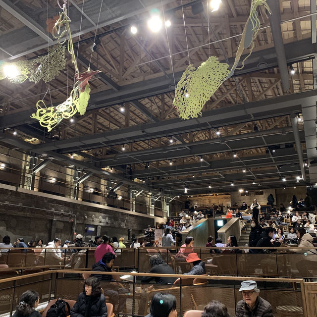 【🇰🇷京東1960星巴克】舊劇場改建古色古香咖啡館
