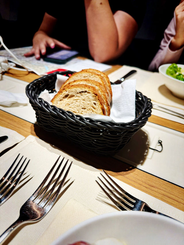 Fine Dining on Rails: Glacier Express Meal Summary