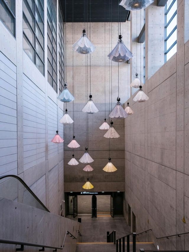 the LG art center