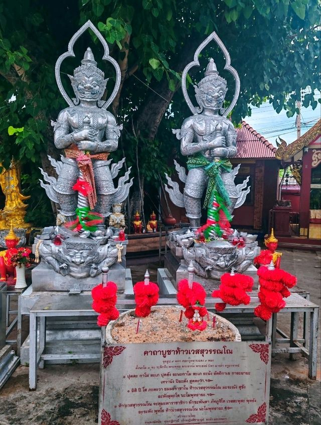พาเที่ยววัดศรีสุพรรณ อุโบสถเงินหลังแรกของโลก