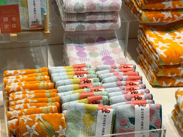 A Foodie's Two-Day Getaway in Shikoku 🍊🍰
