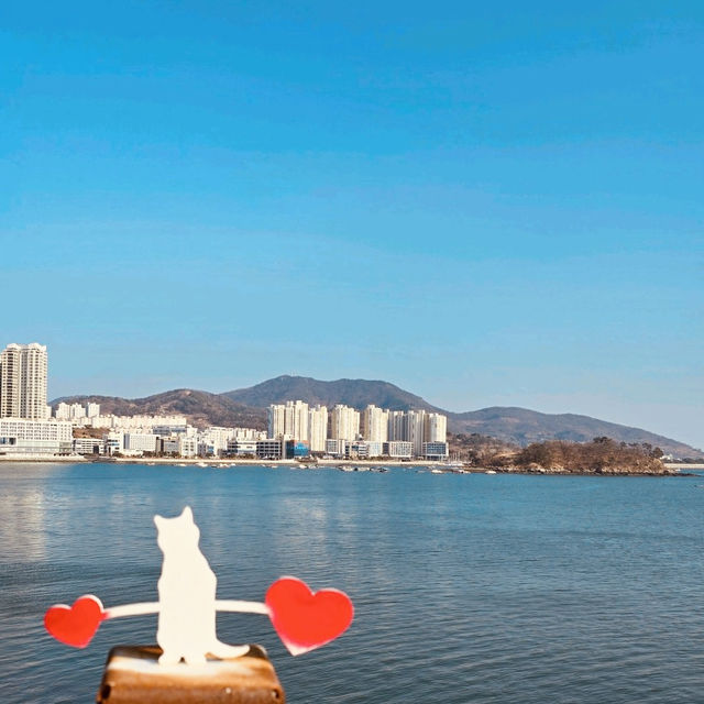 Jangdo Island, Yeosu: An Artistic Escape Where Nature Meets Creativity