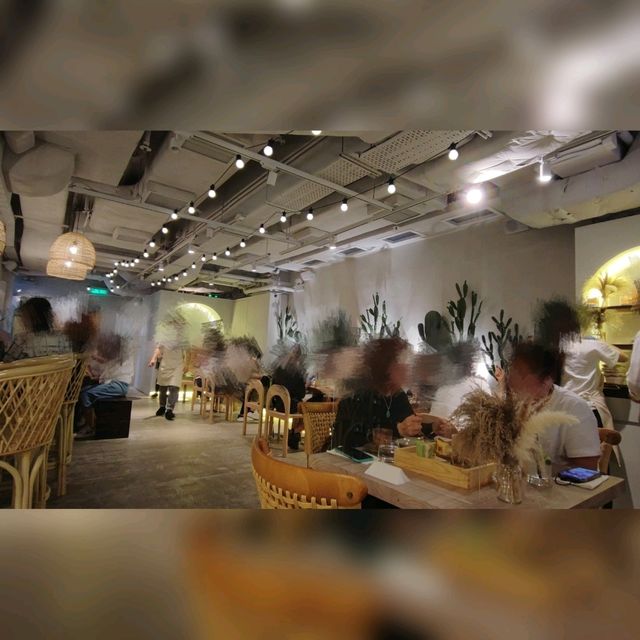 尖沙咀隱世高人氣泰菜cafe😋