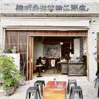 Junction STAND Cafe Bar