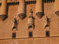 A Fairytale Fortress Above the Clouds – My Visit to the Alcázar of Segovia 