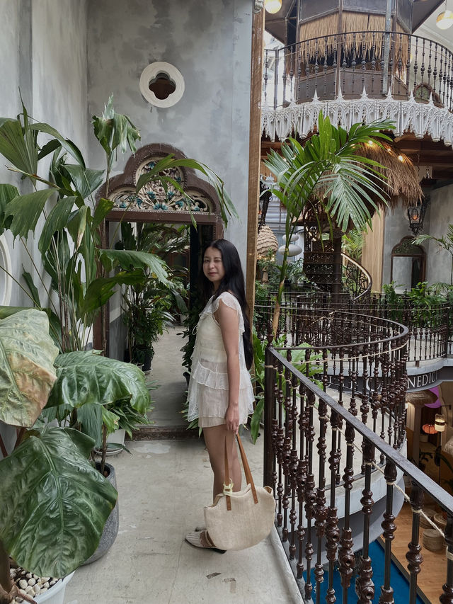 house of benedict , Pattaya 