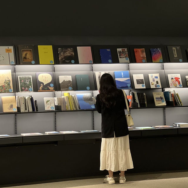 📚 조용한 감성 충전 스팟! 울산 지관서가 대공원점 북카페 데이트 ☕️