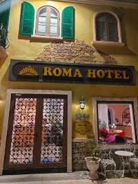 Roma Hotel Phuquoc โรงแรมที่เห็นพลุ
