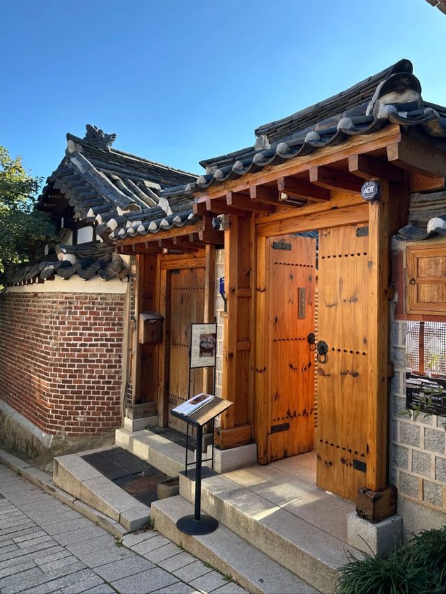 A Window to Joseon: The Charm of Bukchon Hanok