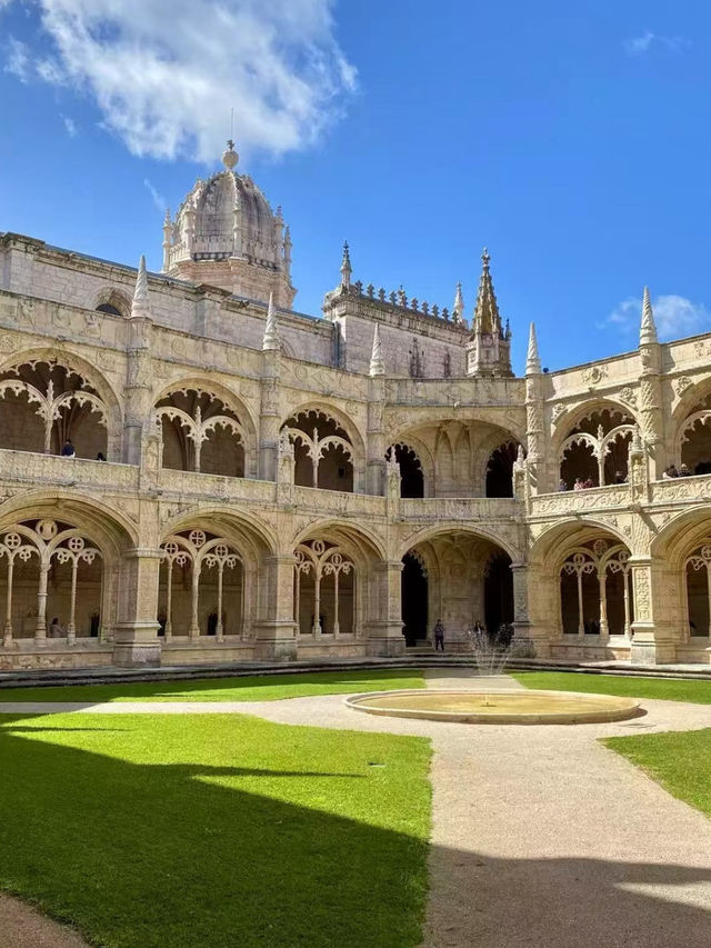 🌤️⛲ Lisbon