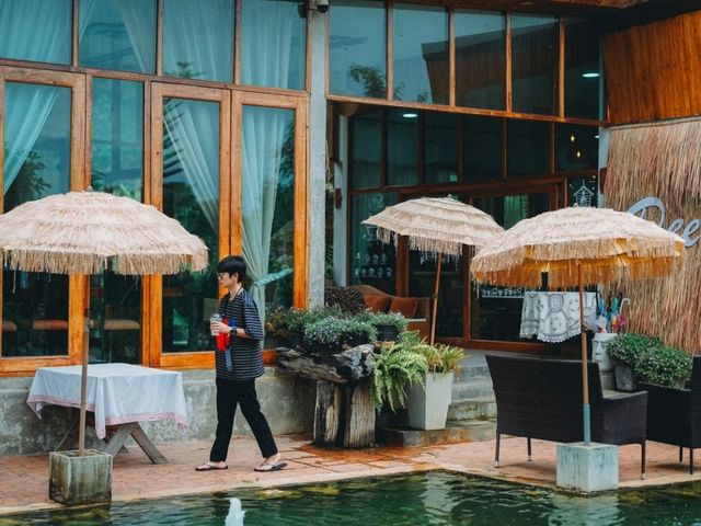 Dee Café & ร้านอาหาร