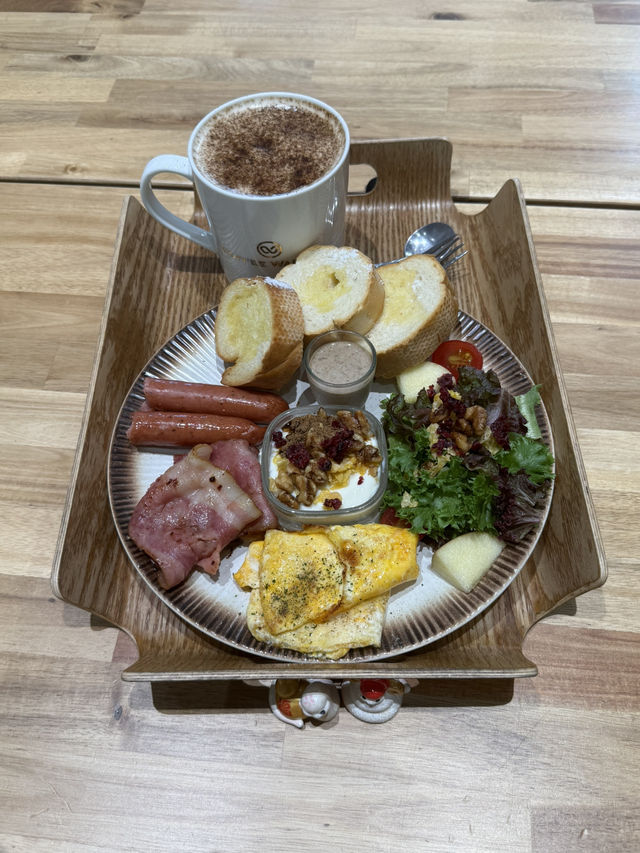 高雄美術館（咖啡覺醒）咖啡廳是最愛的早餐店