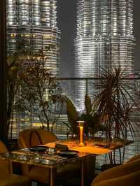 🗼🇲🇾 Petronas Twin Towers – The Icon of Kuala Lumpur