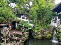 Yu Garden, Calm Corners and Classic China Feels 