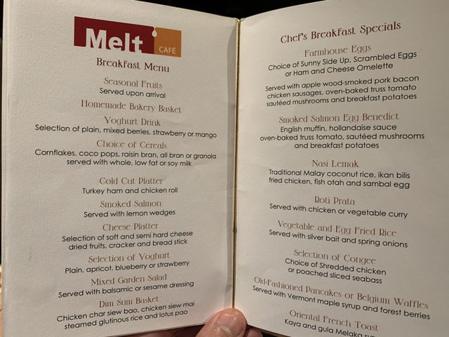 🍳 Breakfast at Melt Café — Quiet Luxury Meets a Seriously Good Spread