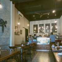 good food and drinks