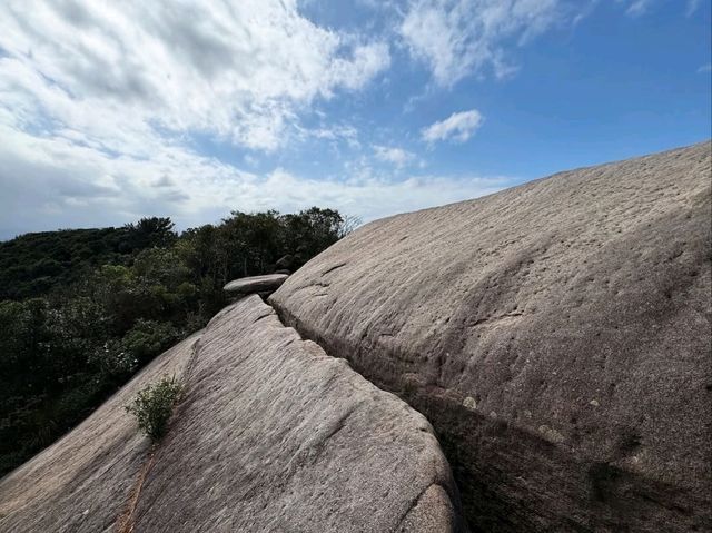 Longchuan Rock Was Like a Nature Playground with Cool Views