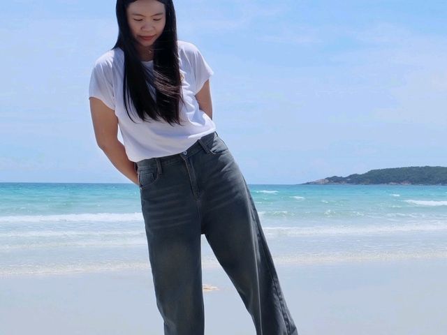 หาดน้ำใส